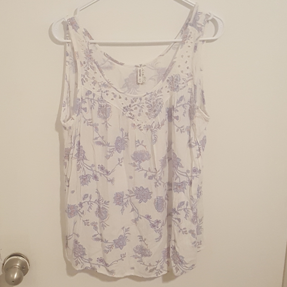 🌼3 for 22🌼Mudd Flowery Tank sz med